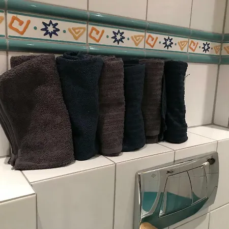 Champion's Balkon Garaz Bsa Апартаменты Щирк