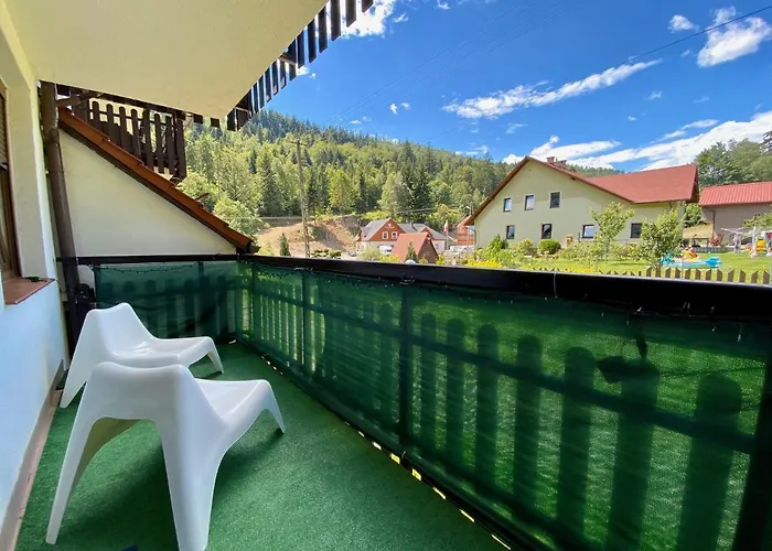 Champion's Balkon Garaz Bsa