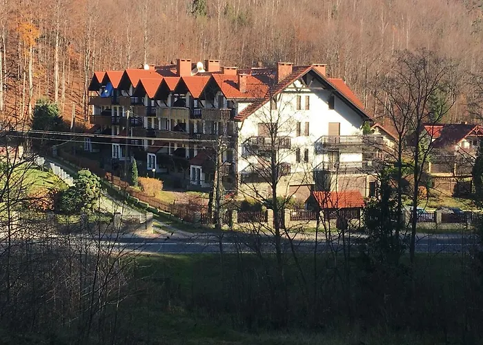 Champion's Balkon Garaz Bsa Апартаменты *